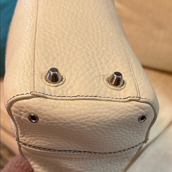 Coach Black and Cream Shoulder Bag - Picture 7 of 14